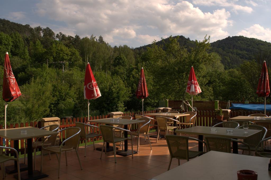 Hostinec Vo Visnovom Стара-Тура Екстер'єр фото