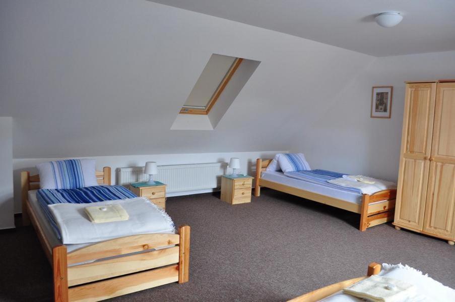 Hostinec Vo Visnovom Стара-Тура Номер фото