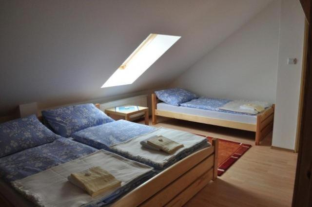 Hostinec Vo Visnovom Стара-Тура Екстер'єр фото