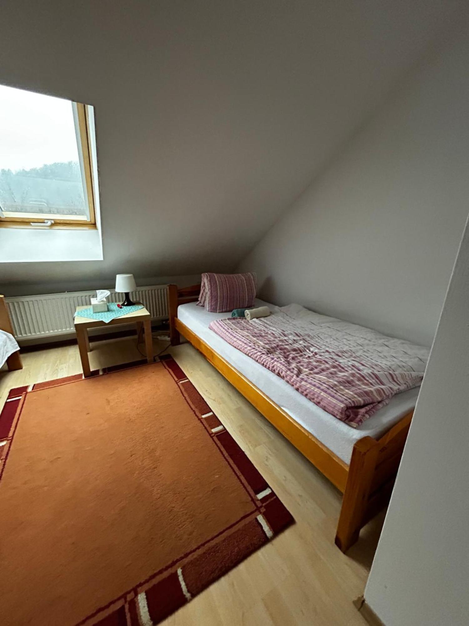 Hostinec Vo Visnovom Стара-Тура Екстер'єр фото